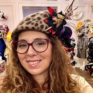 Meet your Posher, Karina